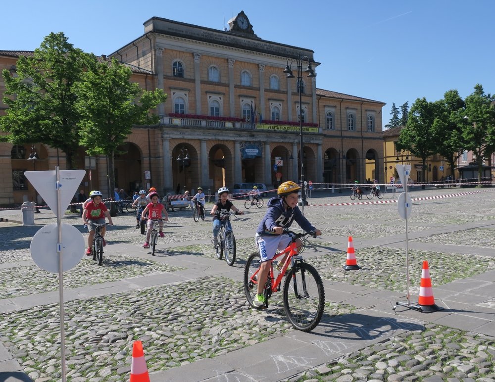 Altre foto educazione stradale bici%09(17)