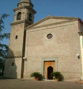 La chiesa parrocchiale di . Innocenza a Monte Tauro (Coriano), sorta sull'antica pieve