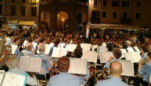 la banda in piazza 1