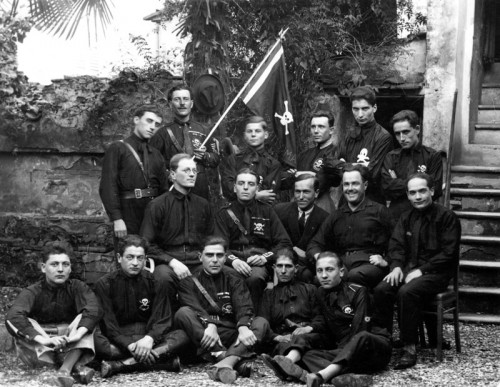 Squadra fascista di Città di Castello; a Rimini giunsero manipoli anche dalla Massa Trabaria